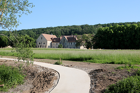 vue d'une piste cyclableà la proximité de l'Abbaye